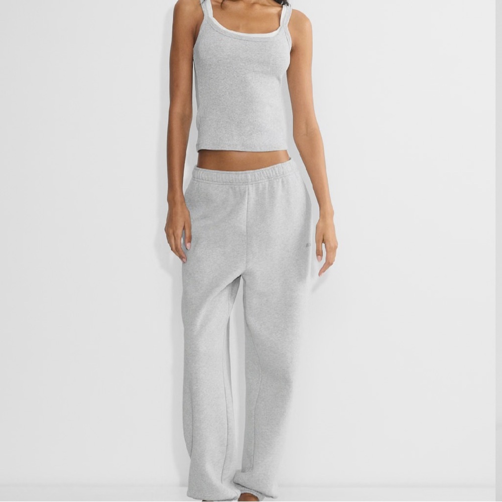 Aritzia Tna Cozy Fleece Mega Jogger/Sweatpant in Heather Cloud White! - Picture 2 of 3